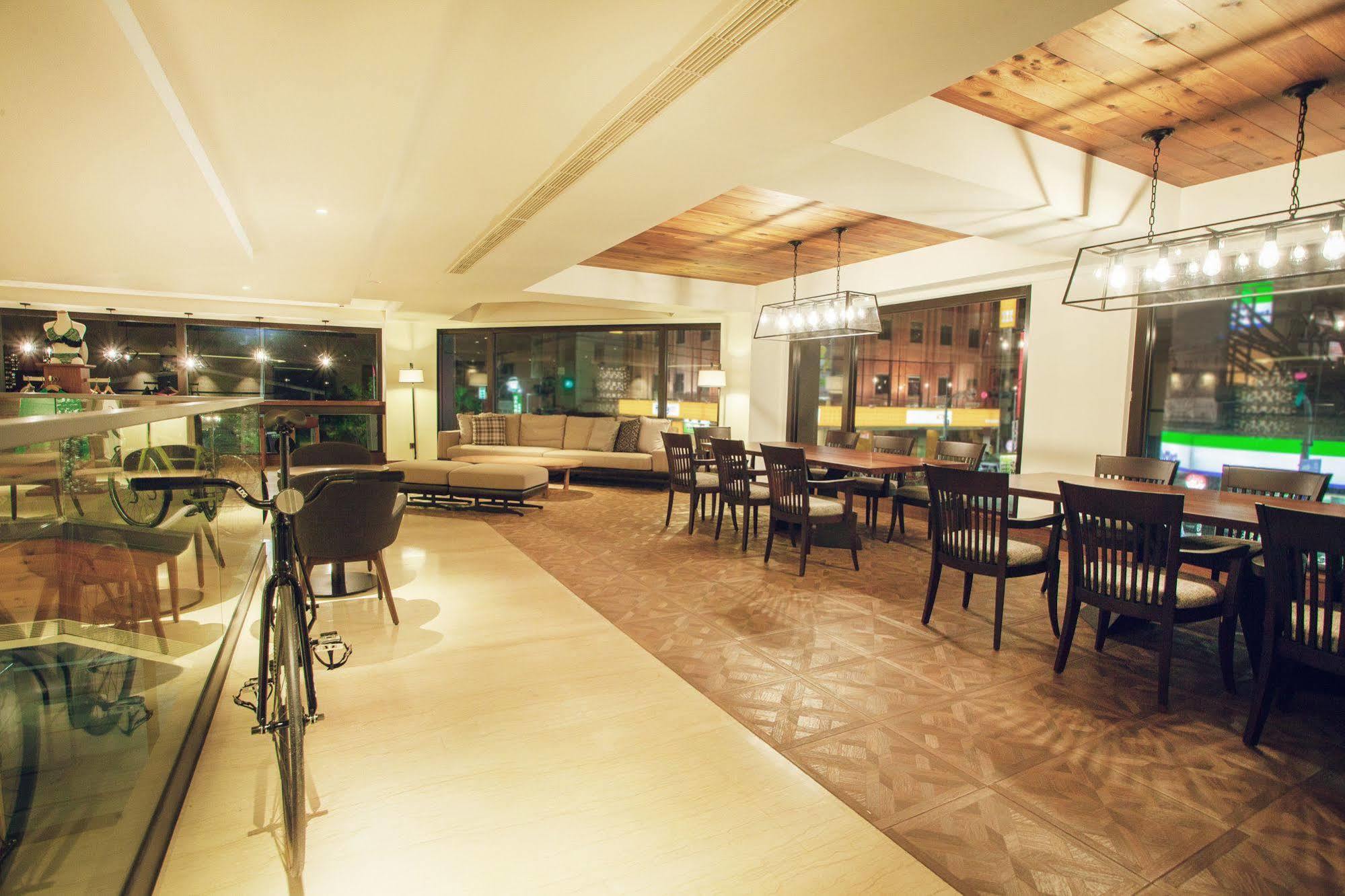 Inn By The Village T'ai-tung Extérieur photo